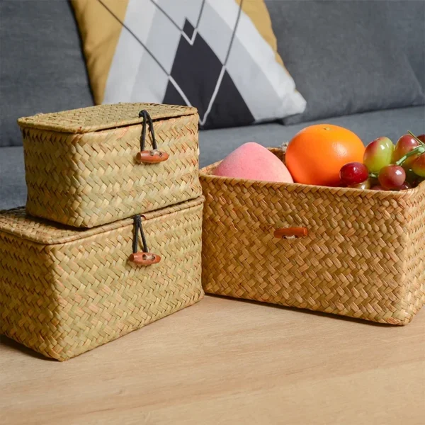 Retro Rattan With Lid Gift Box Seagrass Hand-woven Storage Baskets Desktop Storage Box Companion Gift Basket - Image 2